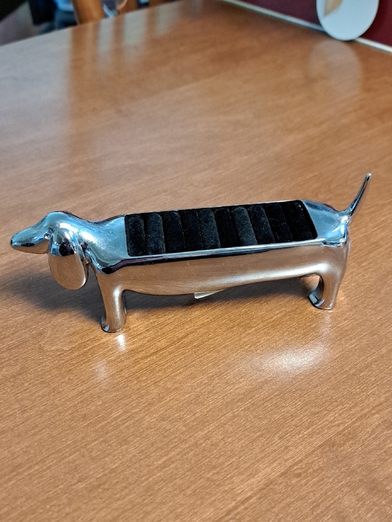 Jewelry - Dachshund Silver Tone Ring Holder with Black Velvet Slots